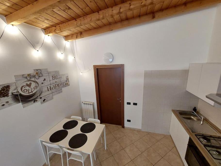 Smile Home! Graziosa Casa Con Parcheggio E Giardino Bovísio-Masciago Milanese Eksteriør billede